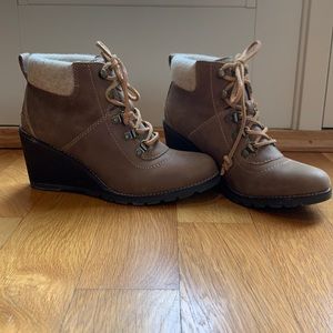 Sperry winter wedges